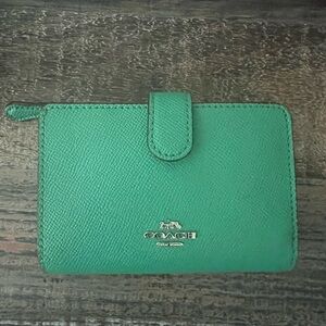 Coach wallet - green great condition